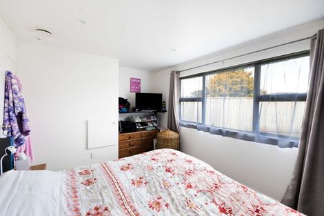 Photo of property in 33 Maratahu Street, Westown, New Plymouth, 4310