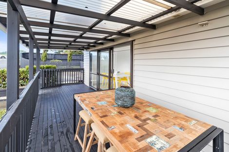 Photo of property in 71 Rosier Road, Glen Eden, Auckland, 0602