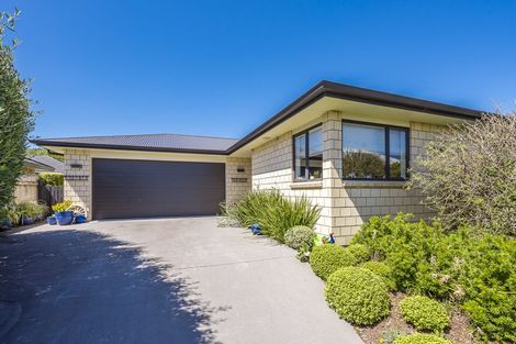 Photo of property in 25 Jade Lane, Paraparaumu, 5032