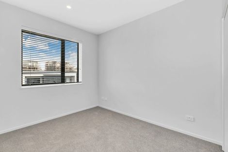 Photo of property in 102/36b Greenslade Crescent, Northcote, Auckland, 0627
