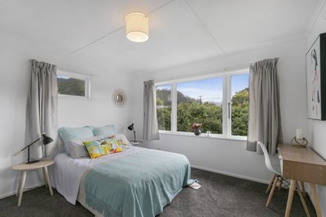 Photo of property in 2 Edmonds Street, Wainuiomata, Lower Hutt, 5014
