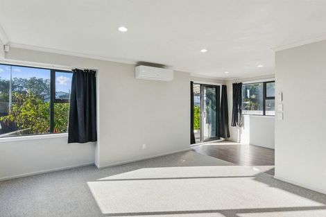 Photo of property in 30 Eruini Street, Waikanae Beach, Waikanae, 5036