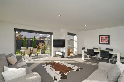Photo of property in 4/20 Old Red Barn Road, Halswell, Christchurch, 8025