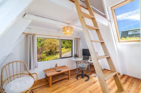 Photo of property in 23 Ranui Crescent, Diamond Harbour,  8971