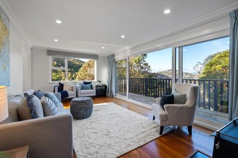 Photo of property in 16 Doris Gordon Crescent, Crofton Downs, Wellington, 6035