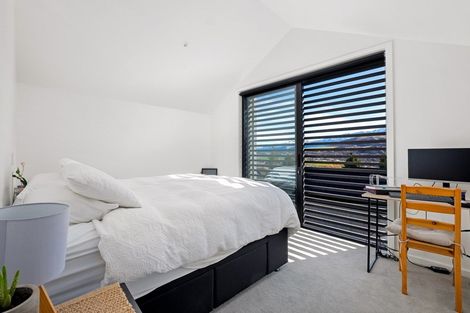 Photo of property in 6 Mckenzies Shute, Jacks Point, Queenstown, 9371