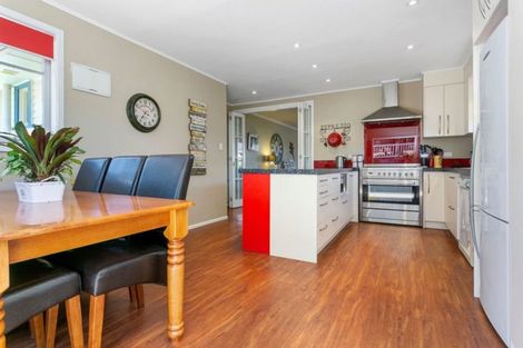 Photo of property in 6 Queen Street, Cambridge, 3434