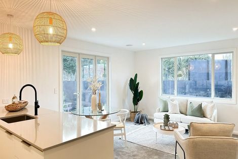 Photo of property in 2 Samuel Place, Terrace End, Palmerston North, 4410