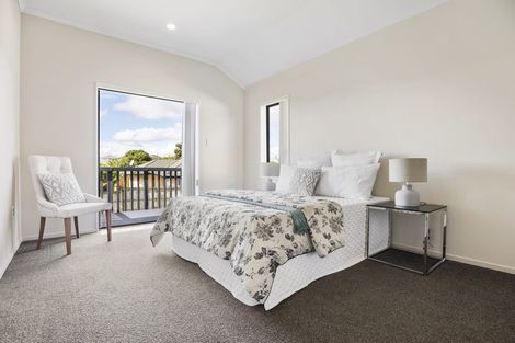 Photo of property in 16 Secoia Crescent, Mangere, Auckland, 2022