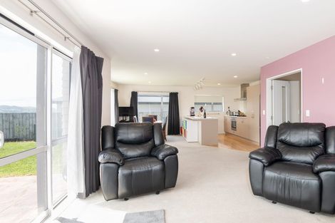 Photo of property in 241 Mark Avenue, Grenada Village, Wellington, 6037
