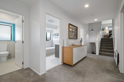 Photo of property in 9 Mark Williams Place, Clevedon, Papakura, 2582