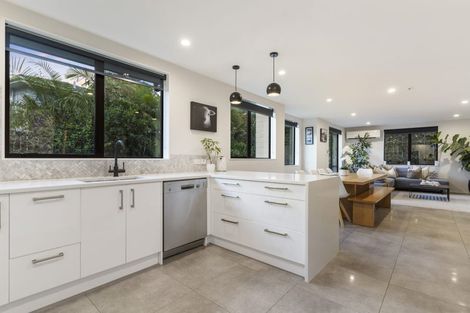 Photo of property in 71a Neil Avenue, Te Atatu Peninsula, Auckland, 0610