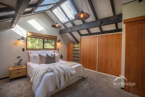 Photo of property in 6b Chatsworth Road, Silverstream, Upper Hutt, 5019