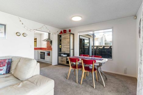 Photo of property in 408 Ocean Road, Whangamata, 3620