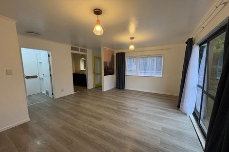 Photo of property in 72c Black Rock Road, Newlands, Wellington, 6037