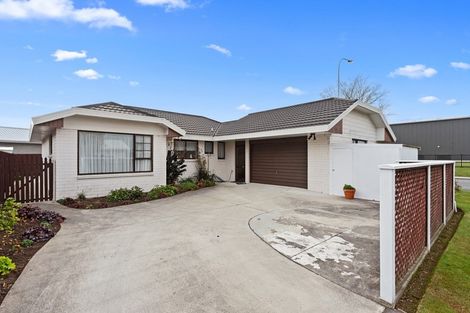 Photo of property in 2a Glenvale Drive, Kaiapoi, 7630
