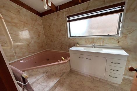 Photo of property in 4 Allan Place, Papamoa Beach, Papamoa, 3118