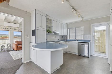 Photo of property in 39 Bodmin Terrace, Camborne, Porirua, 5026