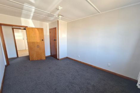 Photo of property in 27 Avro Crescent, Hornby, Christchurch, 8042