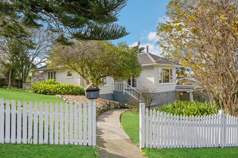 Photo of property in 6 Tagor Street, Glen Eden, Auckland, 0602