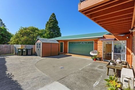 Photo of property in 10 Nimmo Avenue, Waikanae, 5036