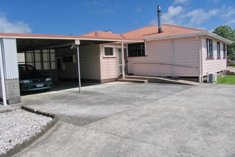 Photo of property in 15 Olivia Street, Stratford, 4332