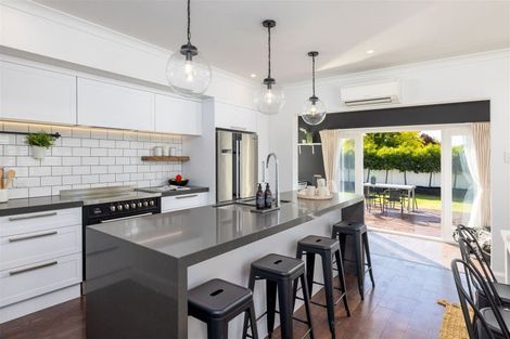 Photo of property in 138 Innes Road, St Albans, Christchurch, 8052