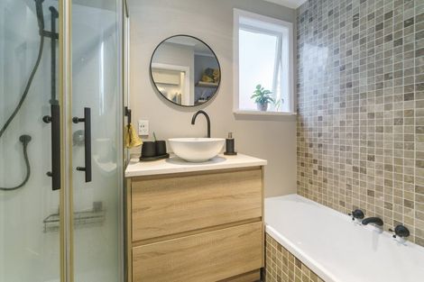 Photo of property in 1/33 Rata Street, New Lynn, Auckland, 0600