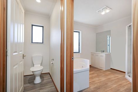 Photo of property in 21 Thomson Street, Tinwald, Ashburton, 7700