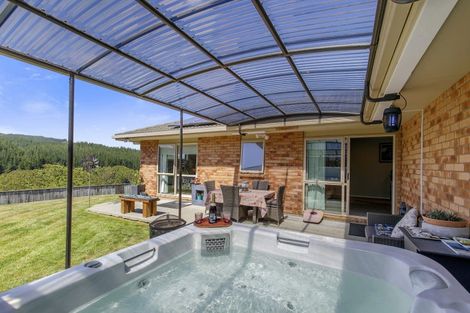 Photo of property in 103 Kirton Drive, Riverstone Terraces, Upper Hutt, 5018