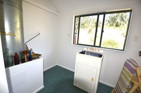 Photo of property in 2762 Kaipara Coast Highway, Glorit, Warkworth, 0984