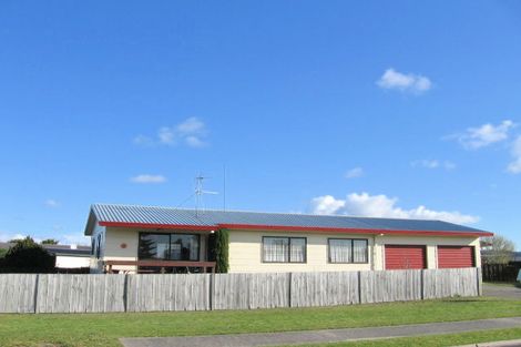 Photo of property in 14a Jasper Way, Papamoa Beach, Papamoa, 3118