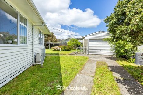 Photo of property in 25 Totara Park Road, Clouston Park, Upper Hutt, 5018