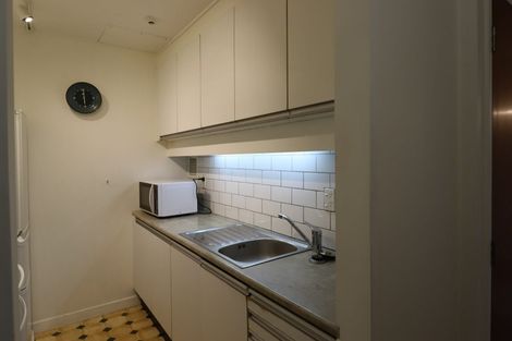 Photo of property in Hobson Court Flats, 87/70u Hobson Street, Thorndon, Wellington, 6011