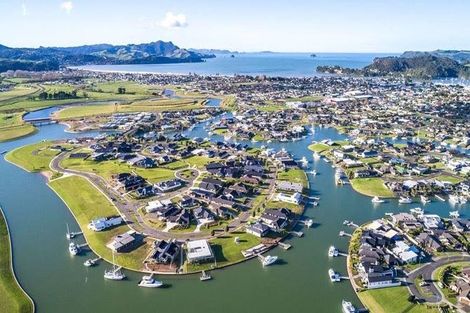 Photo of property in 5 Onerere Drive, Whitianga, 3510