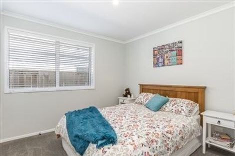 Photo of property in 16 Trevally Place, Snells Beach, 0920