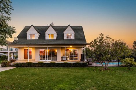 Photo of property in 32 Lucknow Road, Havelock North, 4130