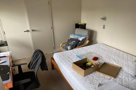 Photo of property in 17 Highbury Bypass, Birkenhead, Auckland, 0626