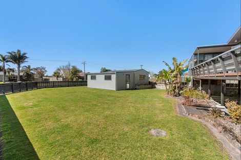 Photo of property in 201 Kiwi Road, Whangamata, 3620