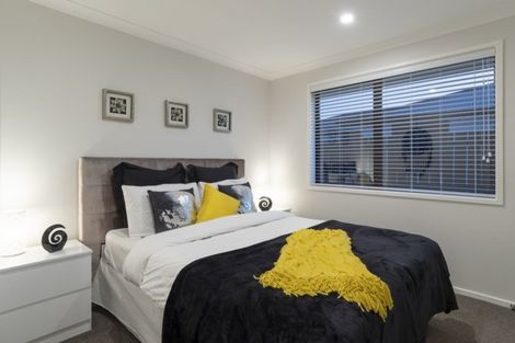 Photo of property in 12 Lakeside Terrace, Omokoroa, 3114