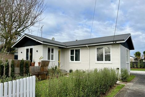 Photo of property in 63 Taylor Street, Cambridge, 3434