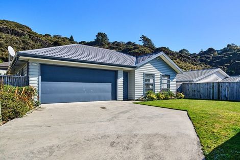 Photo of property in 11 Moonsail Drive, Whitby, Porirua, 5024