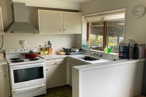Photo of property in 95 Churton Drive, Churton Park, Wellington, 6037
