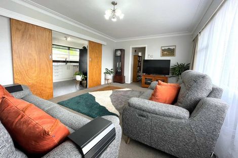 Photo of property in 2 Kotare Place, Tokoroa, 3420