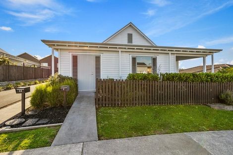 Photo of property in 4 Kuku Avenue, Red Beach, 0932