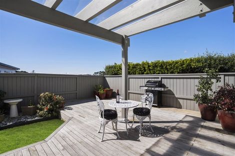 Photo of property in 2/9 Georgia Terrace, Albany, Auckland, 0632