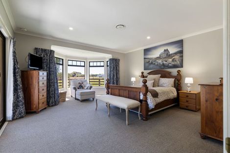 Photo of property in 456 Stoney Creek Road, Kelvin Grove, Palmerston North, 4470
