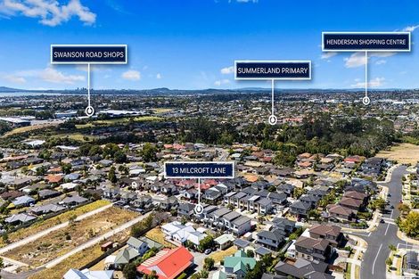 Photo of property in 13 Millcroft Lane, Ranui, Auckland, 0612