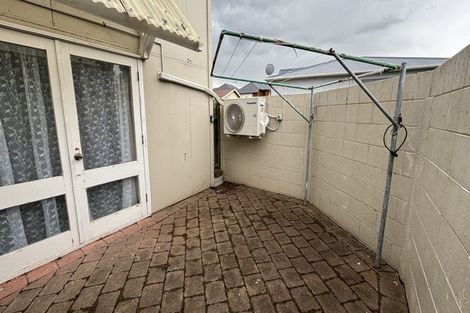 Photo of property in 6/118-122 Randwick Road, Moera, Lower Hutt, 5010