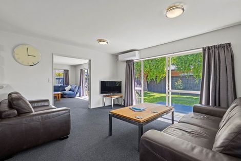 Photo of property in 6 Rawei Place, Harewood, Christchurch, 8051